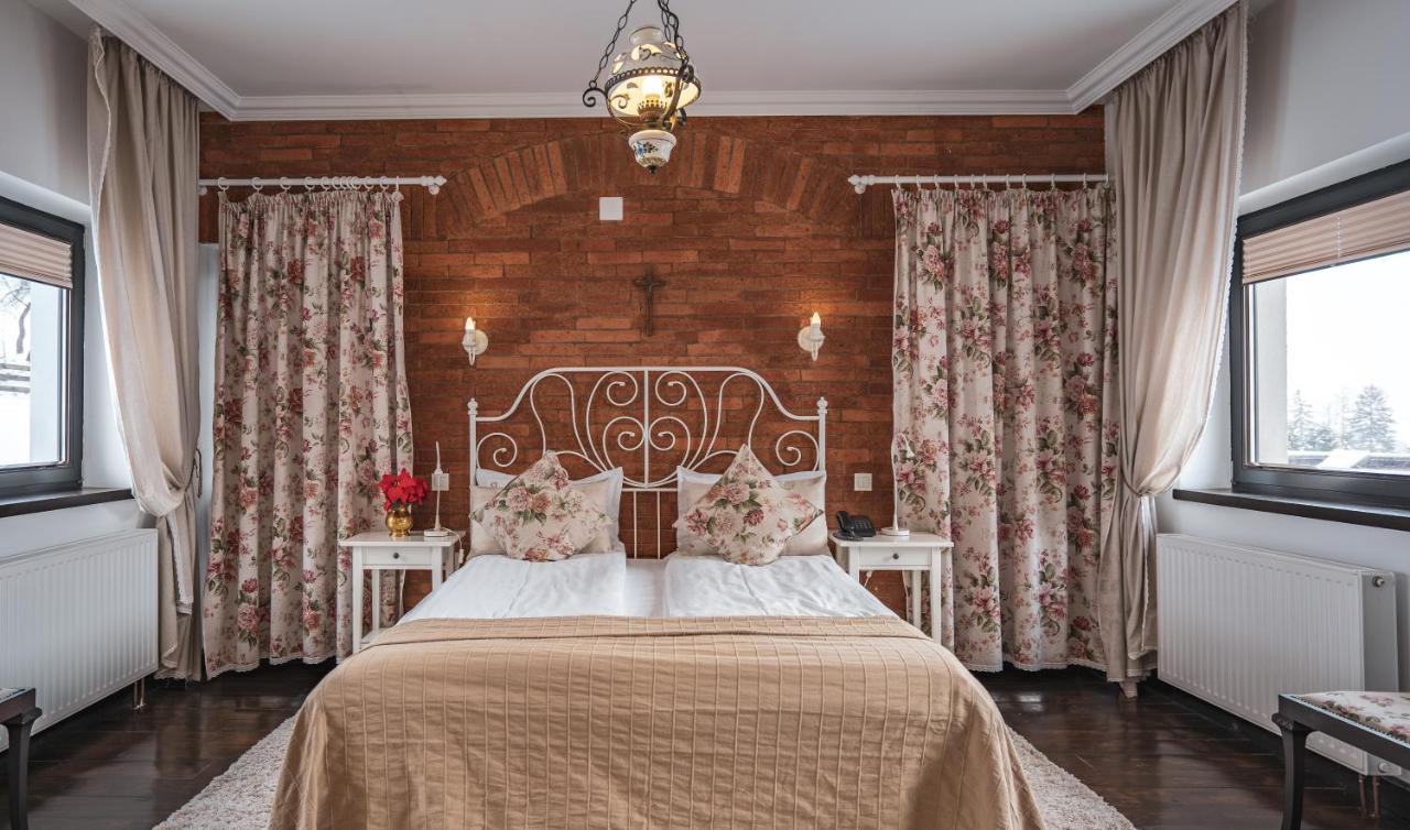 Conacul Bratescu Otel Bran  Dış mekan fotoğraf