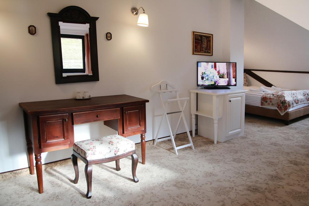 Conacul Bratescu Otel Bran  Oda fotoğraf